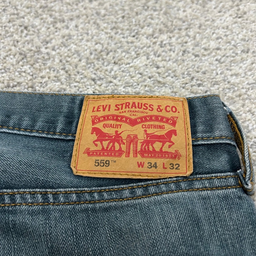 Levi's 559 Relaxed Straight Jeans 34x32 (Fits 34X31) Blue Medium Wash Denim - Picture 7 of 9